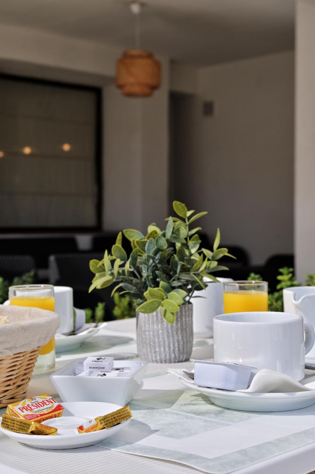 Hotel De Porticcio بورْتِكْسْيو المظهر الخارجي الصورة