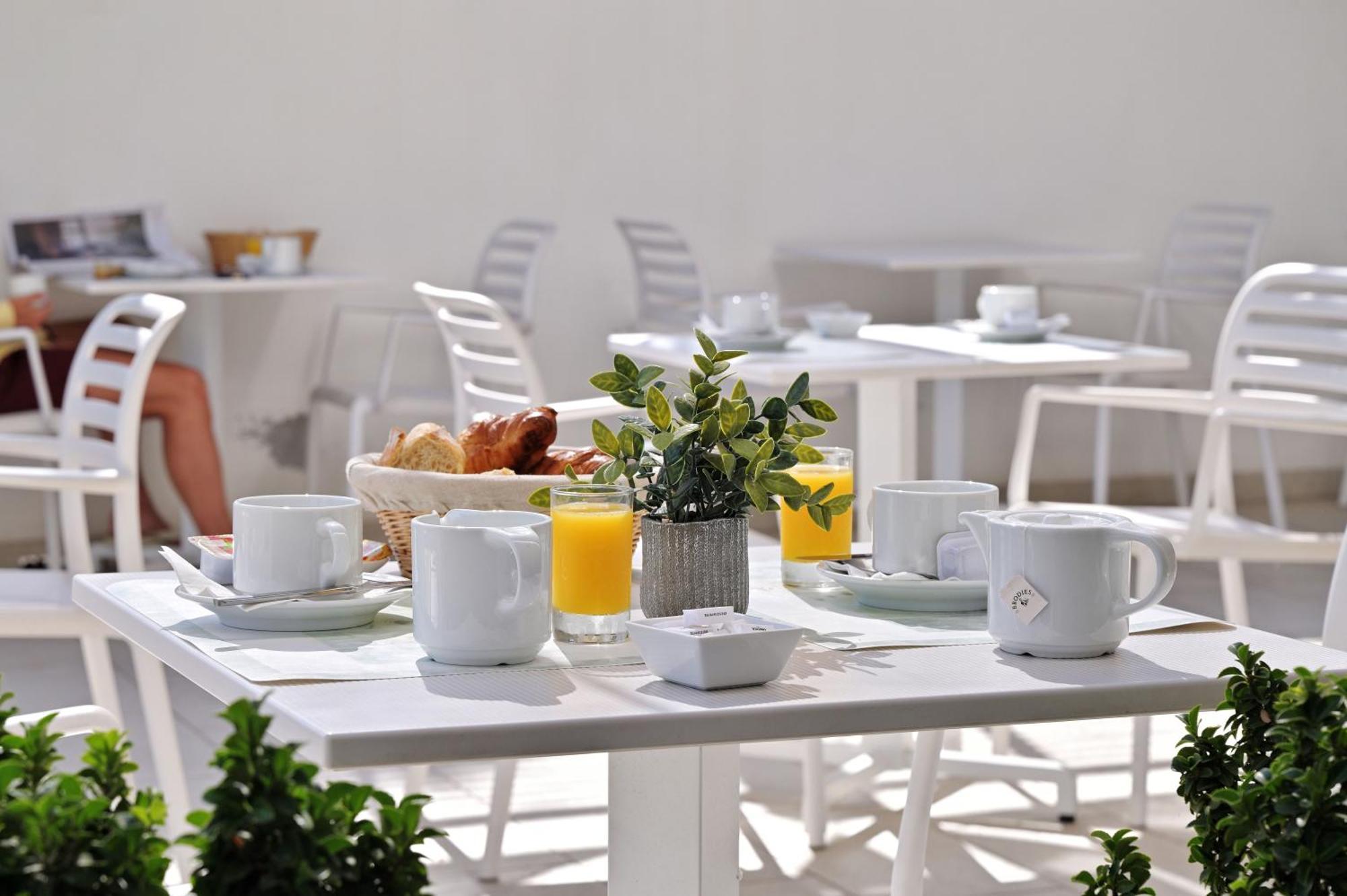 Hotel De Porticcio بورْتِكْسْيو المظهر الخارجي الصورة