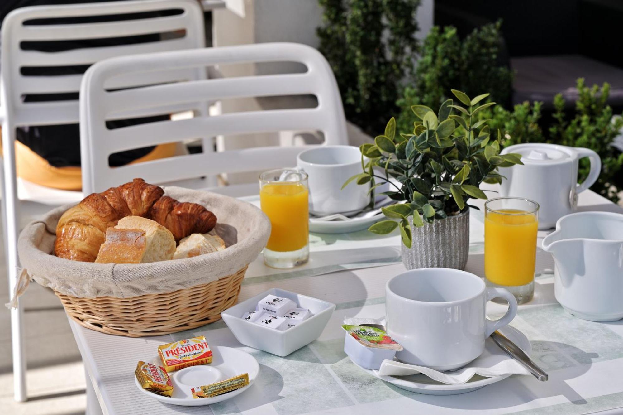 Hotel De Porticcio بورْتِكْسْيو المظهر الخارجي الصورة